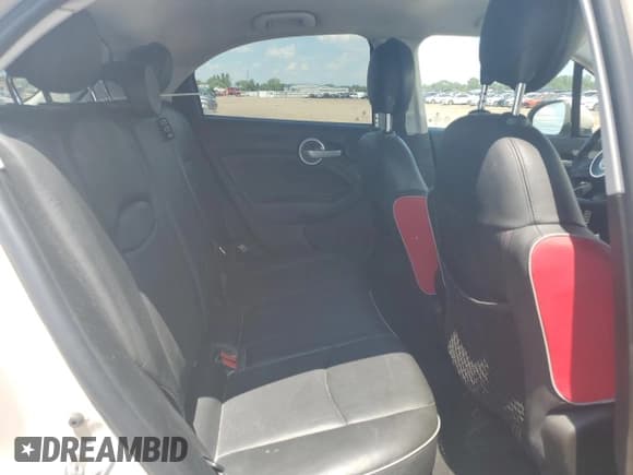 ✅ 2016 FIAT 500X Lounge • VIN: ZFBCFXDT7GP354076 • Лот: 59963845. Опубликован ранее на Copart с пробегом 175 044 миль. Бесплатный доступ к архиву аукционных продаж из США и подробный отчёт об истории автомобиля на DreamBid. Изображение 10.