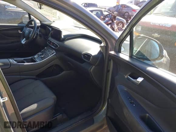 2023 Hyundai Santa Fe SEL z VIN 5NMS24AJ7PH624633, wystawiony jako IAAI lot #43543478 z przebiegiem 46 830 mil mil oraz . Historia ofert i sprzedaży dostępna na DreamBid. Obrazek 5.