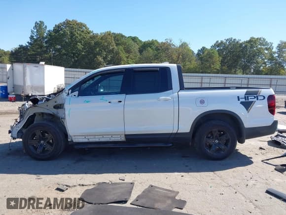✅ 2021 Honda Ridgeline Black Edition • VIN: 5FPYK3F89MB010925 • Lot: 43403500. Listed on IAAI with 37,778 mi. Free auction sales archive from the USA and detailed vehicle history report at DreamBid. Image 15.
