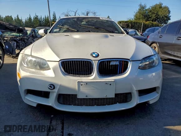 ✅ 2011 BMW M3 • VIN: WBSDX9C5XBE783965 • Lot: 96125025. Wystawiony na Copart z przebiegiem 73 121 mil. Bezpłatny archiwum sprzedaży aukcyjnych z USA i szczegółowy raport historii pojazdu na DreamBid. Zdjęcie 5.