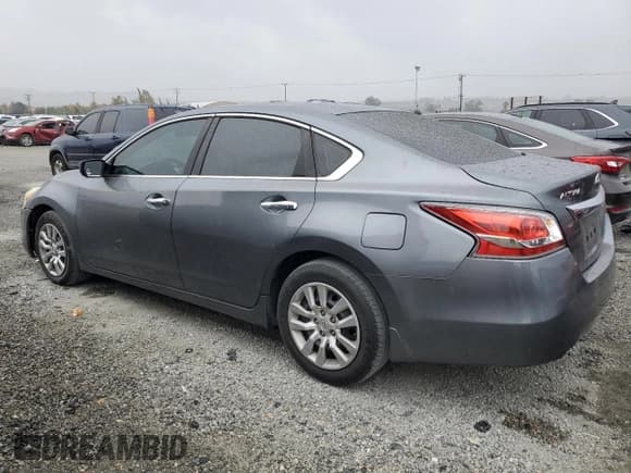 ✅ 2015 Nissan Altima S • VIN: 1N4AL3AP9FN364430 • Lot: 86435335. Listed on Copart with 199,922 mi. Free auction sales archive from the USA and detailed vehicle history report at DreamBid. Image 2.