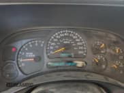 ✅ 2005 Chevrolet Silverado 2500HD LS • VIN: 1GCHK23U75F855712 • Lot: 84422595. Wystawiony na Copart z przebiegiem 100 385 mil. Bezpłatny archiwum sprzedaży aukcyjnych z USA i szczegółowy raport historii pojazdu na DreamBid. Zdjęcie 9.