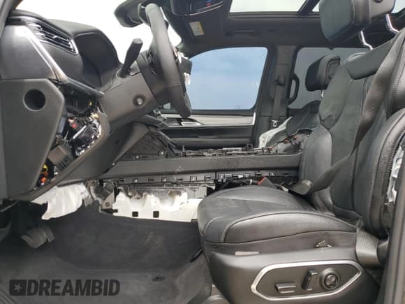 ✅ 2024 Jeep Wagoneer Series II • VIN: 1C4SJVBP5RS134324 • Лот: 49323295. Опубликован ранее на Copart с пробегом Не указан. Бесплатный доступ к архиву аукционных продаж из США и подробный отчёт об истории автомобиля на DreamBid. Изображение 7.