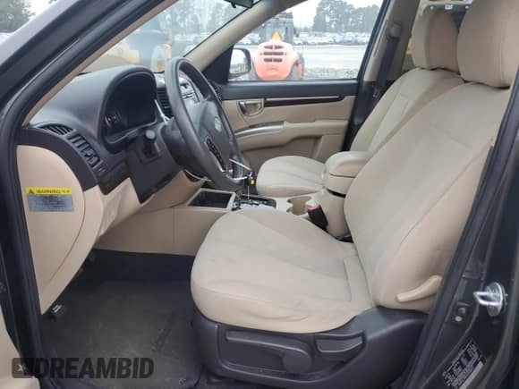 2010 Hyundai Santa Fe GLS с VIN 5NMSG3AB1AH408532, выставлен на аукционе Copart как лот 72510044 с пробегом 156 781 миль миль и Списание • Salvage title. История ставок и продаж доступна на DreamBid. Изображение 7.