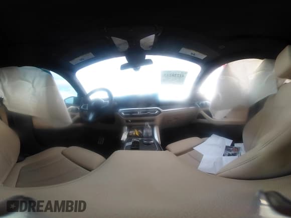 ✅ 2024 BMW 4 Series M440i xDrive • VIN: WBA13AW05RFS35266 • Lot: 41228213. Listed on IAAI with Not provided. Free auction sales archive from the USA and detailed vehicle history report at DreamBid. Image 17.