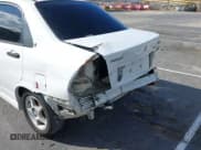 ✅ 2006 Suzuki Aerio Premium • VIN: JS2RA62S365300350 • Lot: 41492651. Wystawiony na IAAI z przebiegiem 158 230 mil. Bezpłatny archiwum sprzedaży aukcyjnych z USA i szczegółowy raport historii pojazdu na DreamBid. Zdjęcie 12.