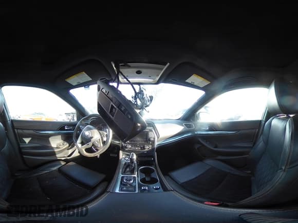 ✅ 2020 Nissan Maxima SR • VIN: 1N4AA6EV5LC385959 • Lot: 43395844. Listed on IAAI with 120,332 mi. Free auction sales archive from the USA and detailed vehicle history report at DreamBid. Image 18.