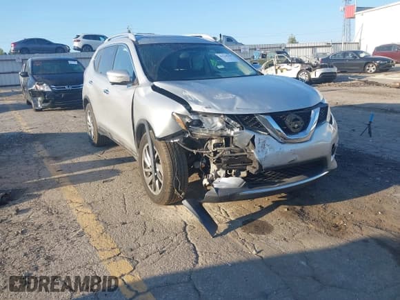 ✅ 2014 Nissan Rogue SV • VIN: 5N1AT2MT0EC848733 • Lot: 43218150. Wystawiony na IAAI z przebiegiem 124 346 mil. Bezpłatny archiwum sprzedaży aukcyjnych z USA i szczegółowy raport historii pojazdu na DreamBid. Zdjęcie 1.