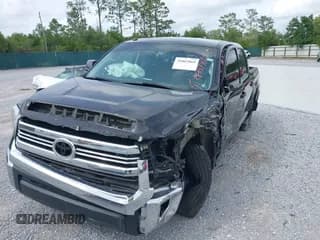 ✅ 2017 Toyota Tundra SR5 • VIN: 5TFEW5F17HX228520 • Lot: 39407865. Listed on IAAI with 70,999 mi. Free auction sales archive from the USA and detailed vehicle history report at DreamBid. Image 2.