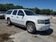 ✅ 2009 Chevrolet Suburban LTZ • VIN: 1GNFC36J29R300643 • Lot: 81653145. Wystawiony na Copart z przebiegiem 213 084 mil. Bezpłatny archiwum sprzedaży aukcyjnych z USA i szczegółowy raport historii pojazdu na DreamBid. Zdjęcie 4.