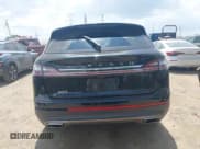 ✅ 2022 Lincoln Nautilus Reserve • VIN: 2LMPJ8K97NBL19892 • Lot: 42822874. Wystawiony na IAAI z przebiegiem 30 154 mil. Bezpłatny archiwum sprzedaży aukcyjnych z USA i szczegółowy raport historii pojazdu na DreamBid. Zdjęcie 16.