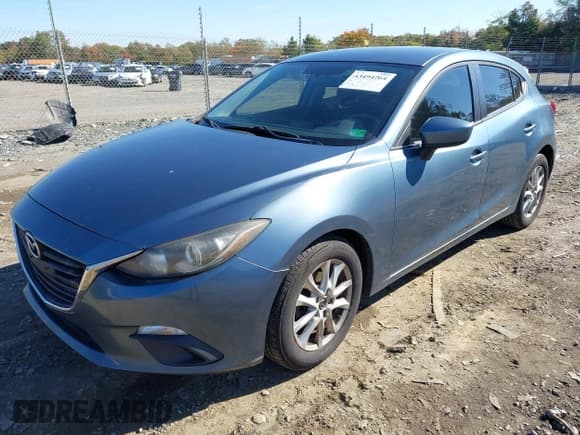 ✅ 2014 Mazda 3 i Touring • VIN: JM1BM1L77E1145629 • Лот: 43494264. Опубликован ранее на IAAI с пробегом 182 612 миль. Бесплатный доступ к архиву аукционных продаж из США и подробный отчёт об истории автомобиля на DreamBid. Изображение 17.