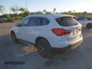 ✅ 2018 BMW X1 xDrive28i • VIN: WBXHT3C3XJ5L30737 • Lot: 43567356. Wystawiony na IAAI z przebiegiem 77 546 mil. Bezpłatny archiwum sprzedaży aukcyjnych z USA i szczegółowy raport historii pojazdu na DreamBid. Zdjęcie 3.