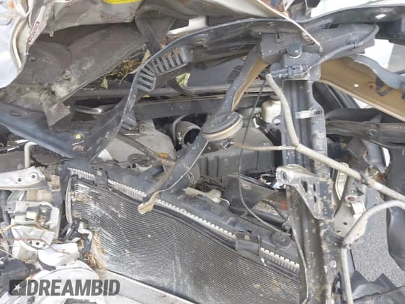 ✅ 2012 Toyota Highlander Limited • VIN: 5TDDK3EH2CS172849 • Lot: 42732261. Listed on IAAI with 15,830 mi. Free auction sales archive from the USA and detailed vehicle history report at DreamBid. Image 10.