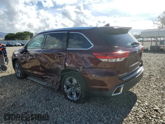 ✅ 2017 Toyota Highlander Limited • VIN: 5TDDZRFH6HS432559 • Лот: 82474565. Опубликован ранее на Copart с пробегом 85 058 миль. Бесплатный доступ к архиву аукционных продаж из США и подробный отчёт об истории автомобиля на DreamBid. Изображение 2.