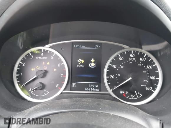 ✅ 2017 Nissan Sentra SR • VIN: 3N1AB7AP3HY340816 • Lot: 43576395. Listed on IAAI with 67,000 mi. Free auction sales archive from the USA and detailed vehicle history report at DreamBid. Image 7.