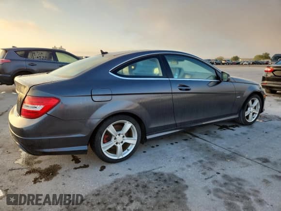 ✅ 2012 Mercedes-Benz C 250 • VIN: WDDGJ4HB9CF795565 • Lot: 81982335. Listed on Copart with 140,849 mi. Free auction sales archive from the USA and detailed vehicle history report at DreamBid. Image 3.