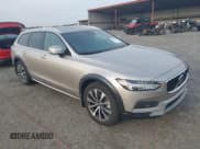 ✅ 2023 Volvo V90 • VIN: YV4062NZ0P1160513 • Lot: 41792915. Wystawiony na IAAI z przebiegiem 31 102 mil. Bezpłatny archiwum sprzedaży aukcyjnych z USA i szczegółowy raport historii pojazdu na DreamBid. Zdjęcie 1.