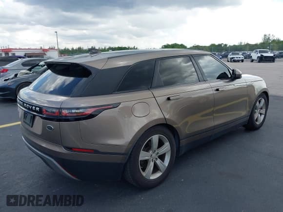 ✅ 2018 Land Rover Range Rover Velar S • VIN: SALYB2RV4JA708585 • Lot: 42399058. Listed on IAAI with 82,537 mi. Free auction sales archive from the USA and detailed vehicle history report at DreamBid. Image 4.