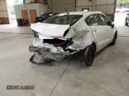 ✅ 2017 Kia Rio LX • VIN: KNADM4A37H6010584 • Lot: 43346563. Wystawiony na IAAI z przebiegiem 88 611 mil. Bezpłatny archiwum sprzedaży aukcyjnych z USA i szczegółowy raport historii pojazdu na DreamBid. Zdjęcie 4.