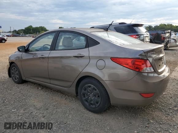 ✅ 2013 Hyundai Accent GLS • VIN: KMHCT4AE0DU476037 • Лот: 69961434. Опубликован ранее на Copart с пробегом 91 413 миль. Бесплатный доступ к архиву аукционных продаж из США и подробный отчёт об истории автомобиля на DreamBid. Изображение 2.