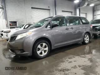 ✅ 2011 Toyota Sienna • VIN: 5TDZK3DC0BS142033 • Lot: 93661975. Listed on Copart with 155,149 mi. Free auction sales archive from the USA and detailed vehicle history report at DreamBid. Image 1.