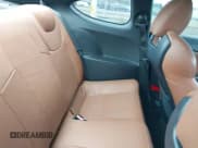 ✅ 2015 Hyundai Genesis Coupe R-Spec • VIN: KMHHU6KJ1FU127286 • Lot: 41733595. Wystawiony na IAAI z przebiegiem 98 296 mil. Bezpłatny archiwum sprzedaży aukcyjnych z USA i szczegółowy raport historii pojazdu na DreamBid. Zdjęcie 8.