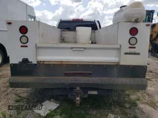 2016 Chevrolet Silverado 3500 с VIN 1GB4KYC80GF130612, выставлен на аукционе Copart как лот 63460285 с пробегом 237 474 миль миль и Списание • Salvage title. История ставок и продаж доступна на DreamBid. Изображение 6.