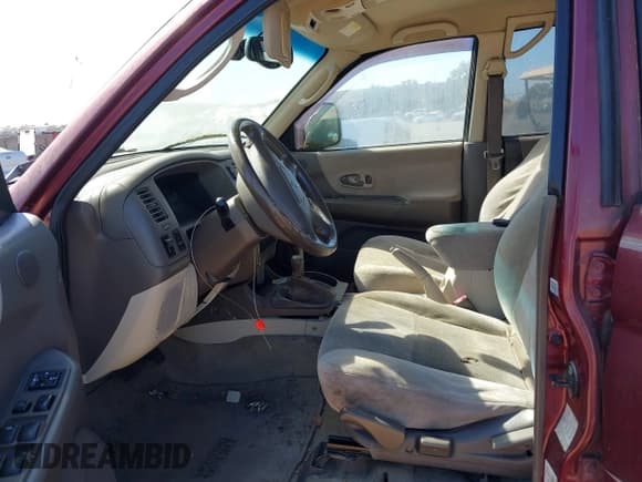 ✅ 2000 Mitsubishi Montero Sport LS • VIN: JA4MT31HXYP012040 • Lot: 43002994. Listed on IAAI with 219,710 mi. Free auction sales archive from the USA and detailed vehicle history report at DreamBid. Image 5.