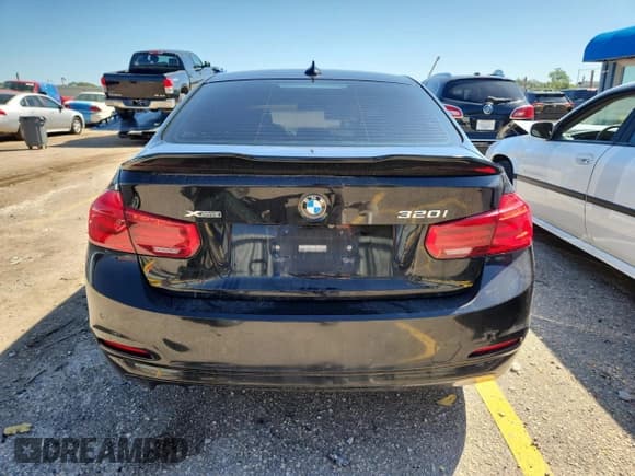 ✅ 2016 BMW 3 Series 320i xDrive • VIN: WBA8E5G56GNT41206 • Lot: 81155355. Listed on Copart with 130,416 mi. Free auction sales archive from the USA and detailed vehicle history report at DreamBid. Image 6.