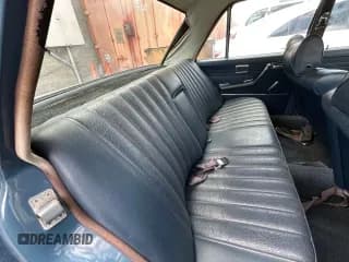 ✅ 1969 Mercedes-Benz 250 • VIN: 25010023267 • Lot: 46375195. Wystawiony na Copart z przebiegiem 42 080 mil. Bezpłatny archiwum sprzedaży aukcyjnych z USA i szczegółowy raport historii pojazdu na DreamBid. Zdjęcie 6.