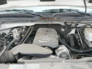 ✅ 2003 Chevrolet Silverado 2500HD Work Truck • VIN: 1GCHC24U73Z165045 • Lot: 42118541. Wystawiony na IAAI z przebiegiem 242 456 mil. Bezpłatny archiwum sprzedaży aukcyjnych z USA i szczegółowy raport historii pojazdu na DreamBid. Zdjęcie 12.