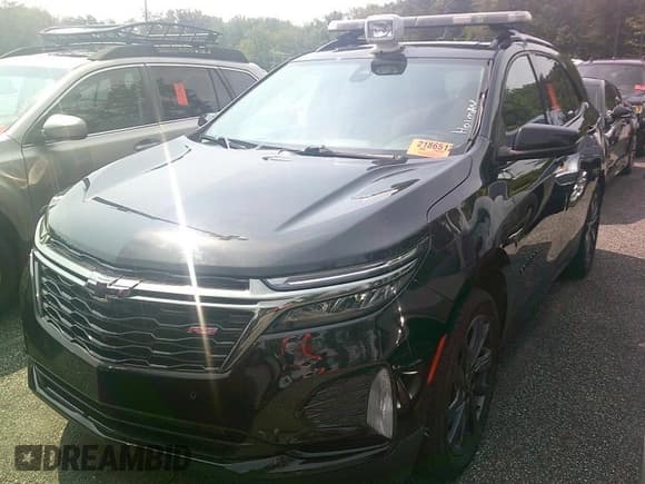 ✅ 2022 Chevrolet Equinox RS • VIN: 2GNAXMEVXN6151364 • Лот: 43077735. Опубликован ранее на IAAI с пробегом 27 869 миль. Бесплатный доступ к архиву аукционных продаж из США и подробный отчёт об истории автомобиля на DreamBid. Изображение 1.