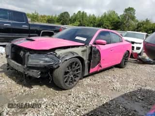 2017 Dodge Charger R/T Scat Pack z VIN 2C3CDXGJ1HH588625, wystawiony jako Copart lot #81847815 z przebiegiem 118 201 mil mil oraz Szkoda całkowita • Salvage title. Historia ofert i sprzedaży dostępna na DreamBid. Obrazek 1.