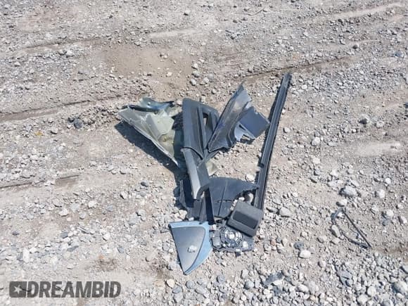 ✅ 2020 Subaru Legacy Premium • VIN: 4S3BWAC62L3015163 • Lot: 42394093. Wystawiony na IAAI z przebiegiem 81 865 mil. Bezpłatny archiwum sprzedaży aukcyjnych z USA i szczegółowy raport historii pojazdu na DreamBid. Zdjęcie 12.