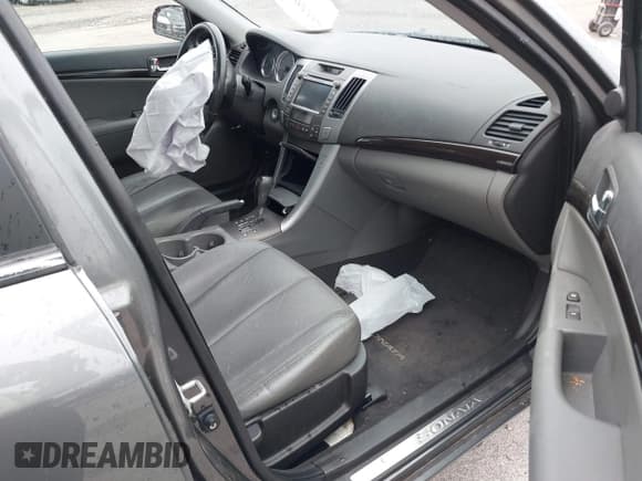 ✅ 2010 Hyundai Sonata Limited • VIN: 5NPEU4AF7AH600121 • Lot: 42292210. Listed on IAAI with Not provided. Free auction sales archive from the USA and detailed vehicle history report at DreamBid. Image 5.