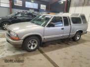 ✅ 2001 Chevrolet S-10 LS • VIN: 1GCCS19W018149449 • Лот: 83950024. Опубликован ранее на Copart с пробегом 94 150 миль. Бесплатный доступ к архиву аукционных продаж из США и подробный отчёт об истории автомобиля на DreamBid. Изображение 1.