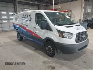 ✅ 2017 Ford Transit • VIN: 1FTYR2ZM0HKA07881 • Lot: 41540841. Wystawiony na IAAI z przebiegiem 124 381 mil. Bezpłatny archiwum sprzedaży aukcyjnych z USA i szczegółowy raport historii pojazdu na DreamBid. Zdjęcie 1.