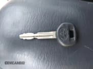 ✅ 2005 Toyota RAV4 • VIN: JTEHD20V256043818 • Lot: 43188590. Listed on IAAI with 190,017 mi. Free auction sales archive from the USA and detailed vehicle history report at DreamBid. Image 11.