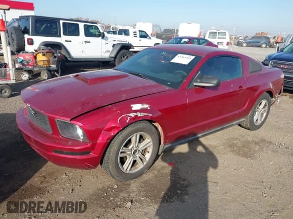 ✅ 2007 Ford Mustang Deluxe • VIN: 1ZVFT80N875333293 • Lot: 43703309. Listed on IAAI with 267,629 mi. Free auction sales archive from the USA and detailed vehicle history report at DreamBid. Image 22.