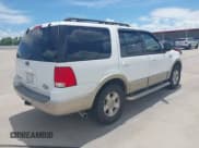 ✅ 2006 Ford Expedition Eddie Bauer • VIN: 1FMPU17576LB01047 • Lot: 42592860. Listed on IAAI with 117,869 mi. Free auction sales archive from the USA and detailed vehicle history report at DreamBid. Image 4.