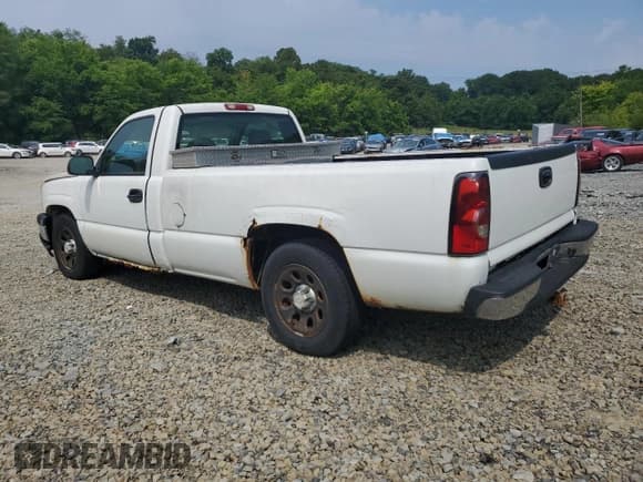 ✅ 2006 Chevrolet Silverado 1500 Work Truck • VIN: 3GCEC14XX6G209485 • Лот: 60070884. Опубликован ранее на Copart с пробегом Не указан. Бесплатный доступ к архиву аукционных продаж из США и подробный отчёт об истории автомобиля на DreamBid. Изображение 2.