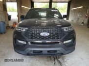 ✅ 2021 Ford Explorer ST • VIN: 1FM5K8GC6MGA93033 • Lot: 54875435. Wystawiony na Copart z przebiegiem 60 938 mil. Bezpłatny archiwum sprzedaży aukcyjnych z USA i szczegółowy raport historii pojazdu na DreamBid. Zdjęcie 5.