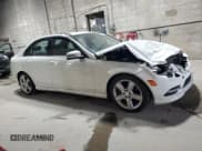 ✅ 2011 Mercedes-Benz C 300 Sport • VIN: WDDGF5EB6BR174597 • Lot: 93367495. Wystawiony na Copart z przebiegiem 159 988 mil. Bezpłatny archiwum sprzedaży aukcyjnych z USA i szczegółowy raport historii pojazdu na DreamBid. Zdjęcie 4.