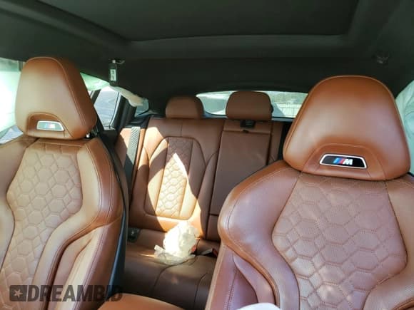 ✅ 2020 BMW X4 M Competition • VIN: 5YMUJ0C04LLU67250 • Lot: 41482343. Wystawiony na Copart z przebiegiem Nie podano. Bezpłatny archiwum sprzedaży aukcyjnych z USA i szczegółowy raport historii pojazdu na DreamBid. Zdjęcie 10.