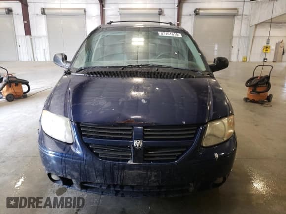 ✅ 2005 Dodge Caravan SXT • VIN: 2D4GP44L25R186422 • Лот: 67101615. Опубликован ранее на Copart с пробегом 167 337 миль. Бесплатный доступ к архиву аукционных продаж из США и подробный отчёт об истории автомобиля на DreamBid. Изображение 5.