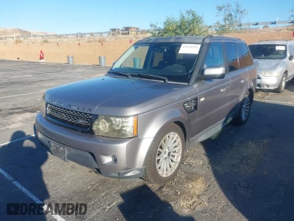✅ 2013 Land Rover Range Rover Sport HSE • VIN: SALSF2D45DA798357 • Lot: 43534503. Listed on IAAI with 165,700 mi. Free auction sales archive from the USA and detailed vehicle history report at DreamBid. Image 2.