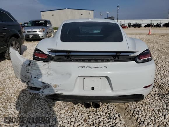 ✅ 2018 Porsche 718 Cayman S • VIN: WP0AB2A85JK278431 • Lot: 44739785. Listed on Copart with 19,324 mi. Free auction sales archive from the USA and detailed vehicle history report at DreamBid. Image 6.