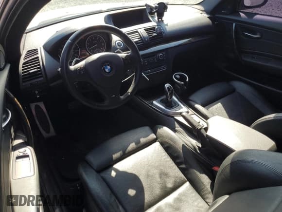 ✅ 2012 BMW 1 Series 135i • VIN: WBAUC9C50CVM12704 • Lot: 53091505. Wystawiony na Copart z przebiegiem 81 052 mil. Bezpłatny archiwum sprzedaży aukcyjnych z USA i szczegółowy raport historii pojazdu na DreamBid. Zdjęcie 8.