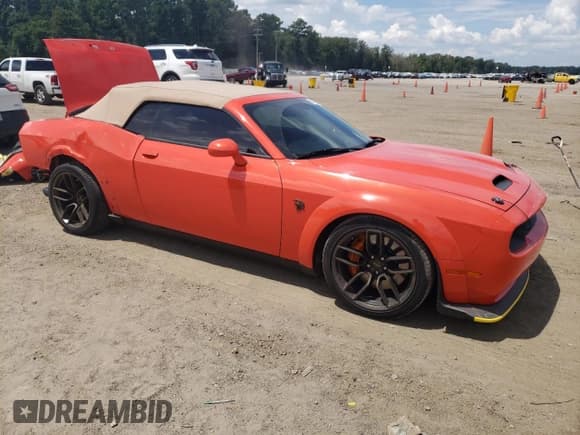 ✅ 2020 Dodge Challenger SRT Hellcat Widebody • VIN: 2C3CDZC99LH209550 • Lot: 68738905. Wystawiony na Copart z przebiegiem 5 350 mil. Bezpłatny archiwum sprzedaży aukcyjnych z USA i szczegółowy raport historii pojazdu na DreamBid. Zdjęcie 4.